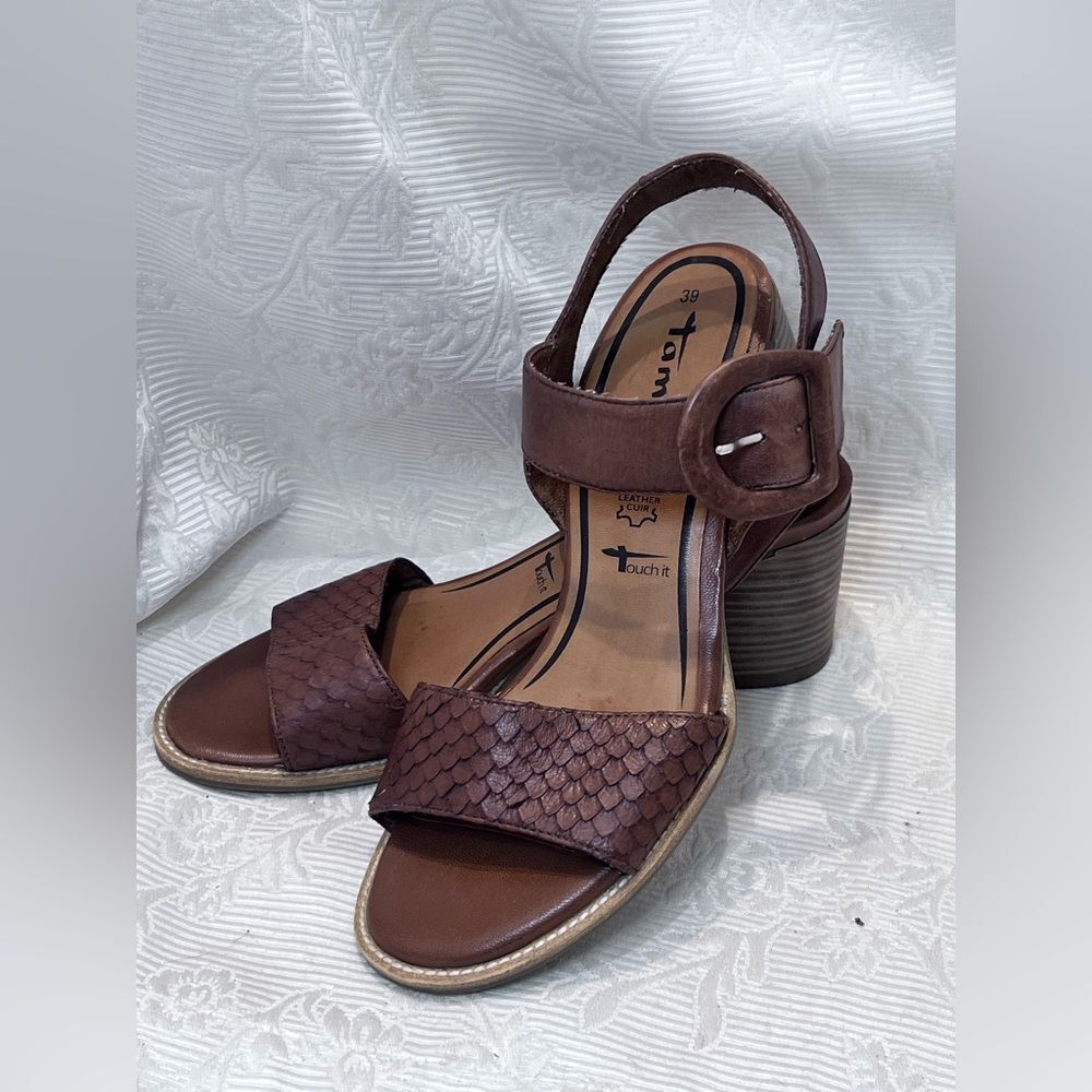 Tamaris Danni Block Heel‎ 3" Sandals Size 8.5 Straps Buckle Brown Leather German